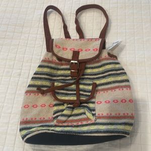 Backpack striped white black interior exterior & pockets